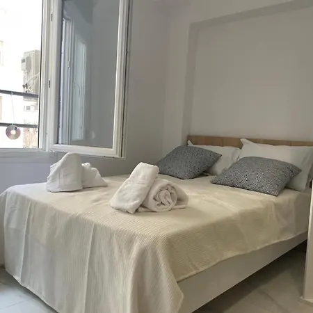 Salonica Brand New *